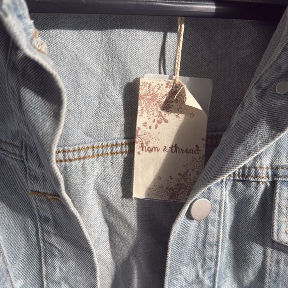 NWT Hem & Thread denim jacket size L floral (C8) - Picture 2 of 6